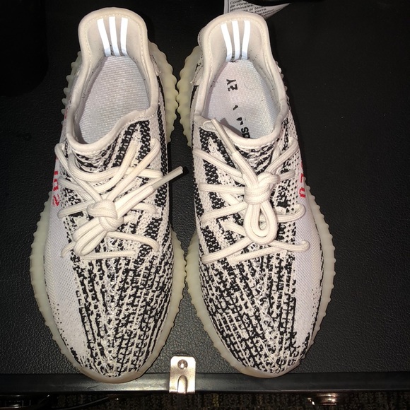 inside of a yeezy boost 350